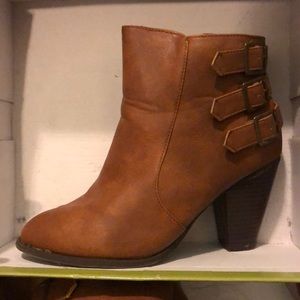 Tan Brown heeled 3 1/2 inch booties